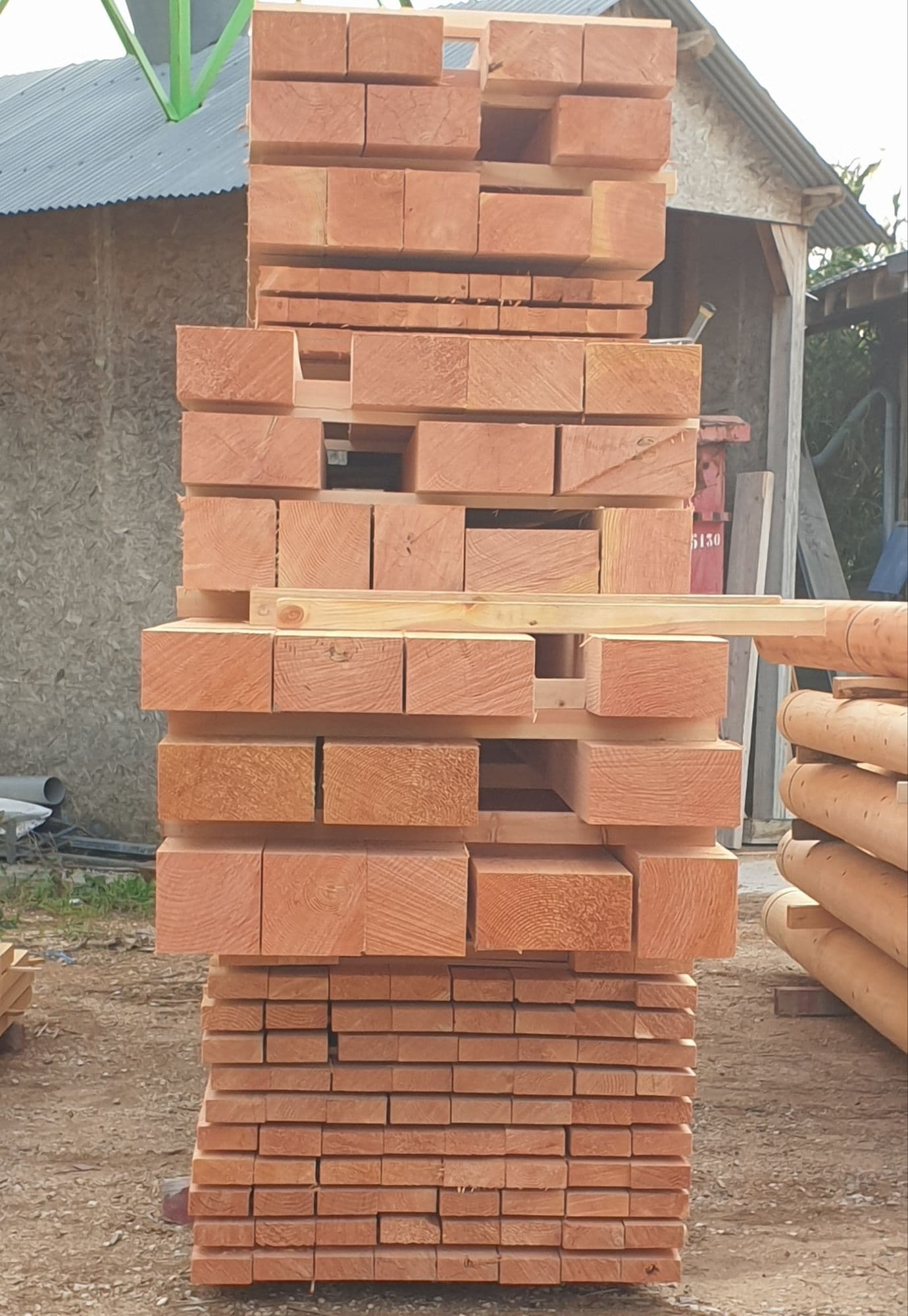 Commande de bois débités sur liste, prête à être enlevée